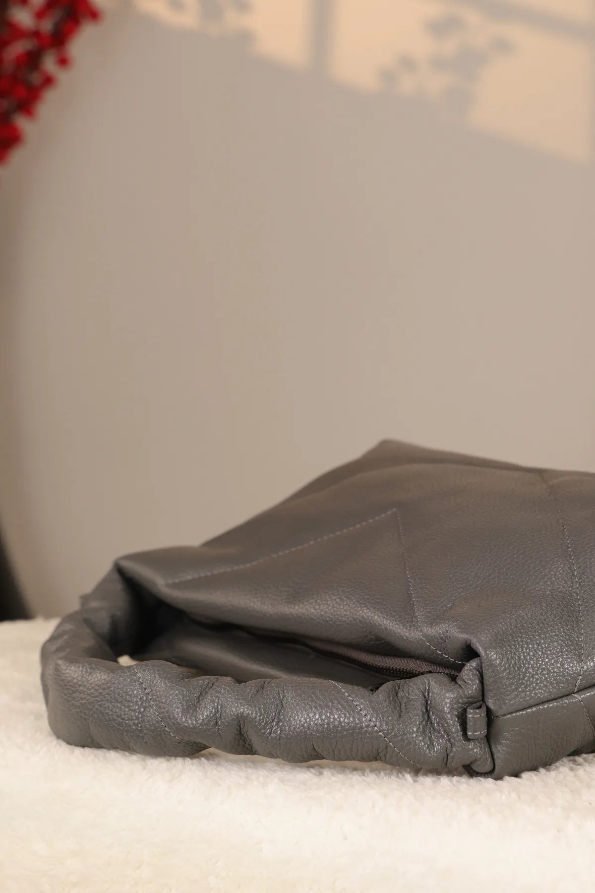 Gri Renk Soft Stil Deri Çanta - 40326 , Omuz Askılı , Orijinal Deri , El Çantası Ve Omuz Çantası — görsel 5